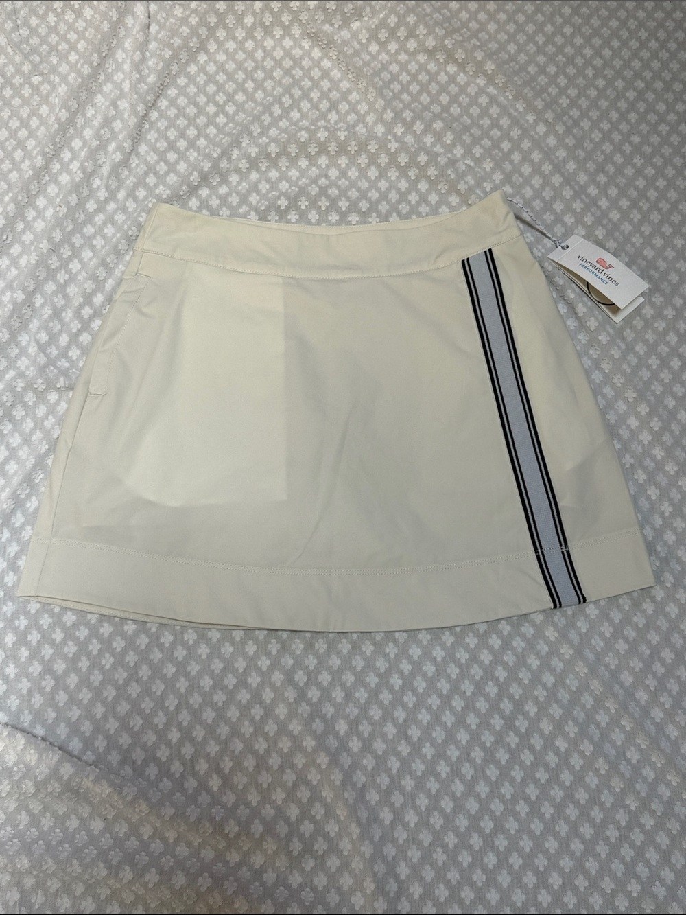 Vineyard Vines Performance Women's Skort Core A-Line Women's Golf Skort - Picture 2 of 10